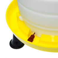 Poidło zbiornikowe automatyczne dla drobiu 15l na nóżkach