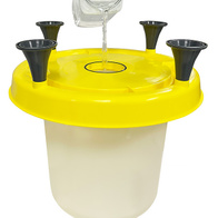 Poidło dla kur z korkiem, nóżkami i uchwytem 10 l